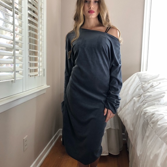 Solddd Outtt - Picture 4 of 6